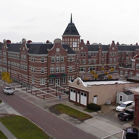Royal Amsterdam Hotel Pella ภายนอก รูปภาพ